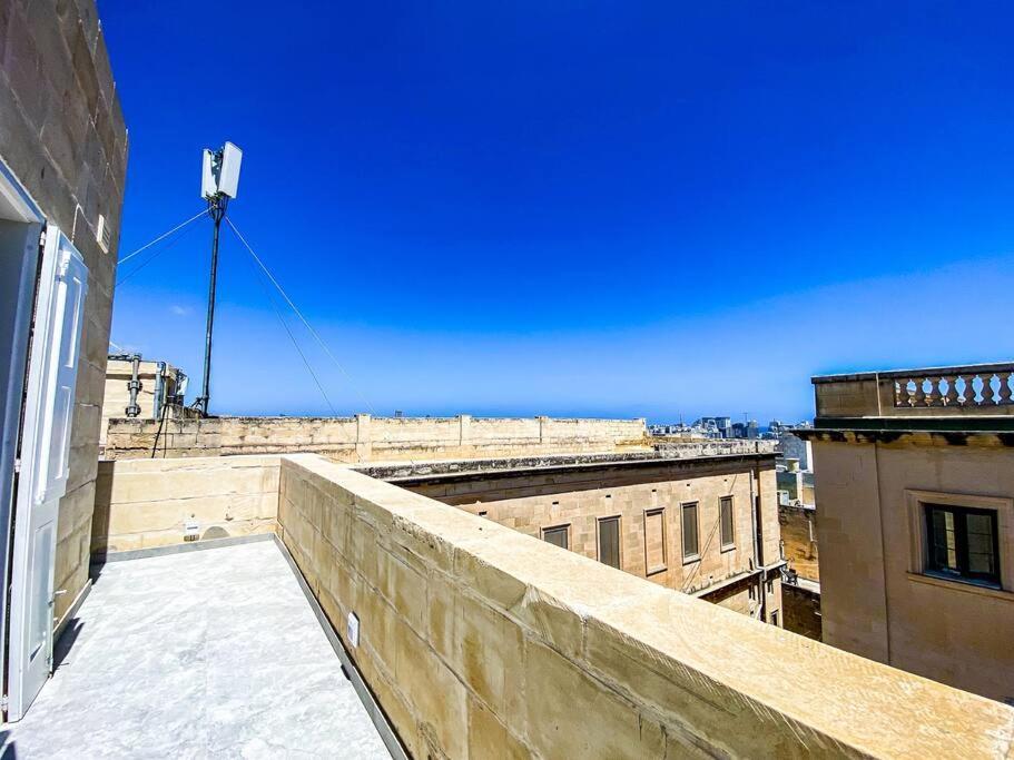 Designer Duplex Penthouse In Floriana Lejlighed Eksteriør billede