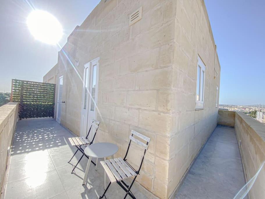 Designer Duplex Penthouse In Floriana Lejlighed Eksteriør billede